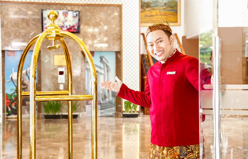 酒店 Grand Inna Tunjungan