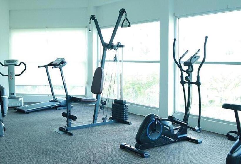 בית מלון כפרי Grand Mahkota