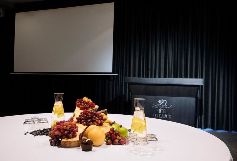 هتل Hótel Reykjavík Grand