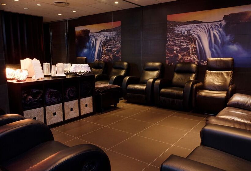 هتل Hótel Reykjavík Grand