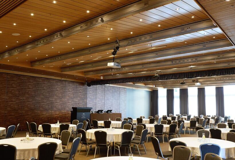 هتل Hótel Reykjavík Grand