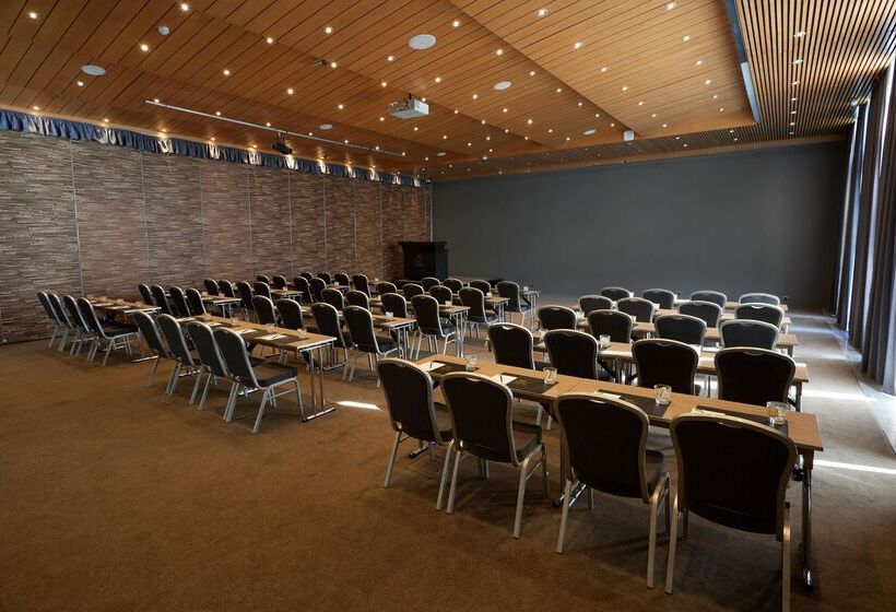 هتل Hótel Reykjavík Grand