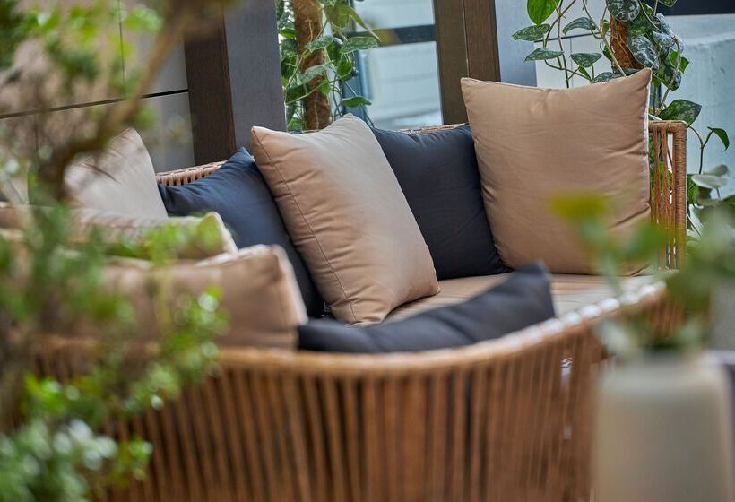 هتل Hótel Reykjavík Grand