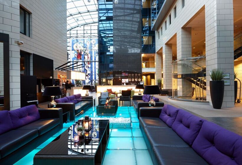 هتل Hótel Reykjavík Grand