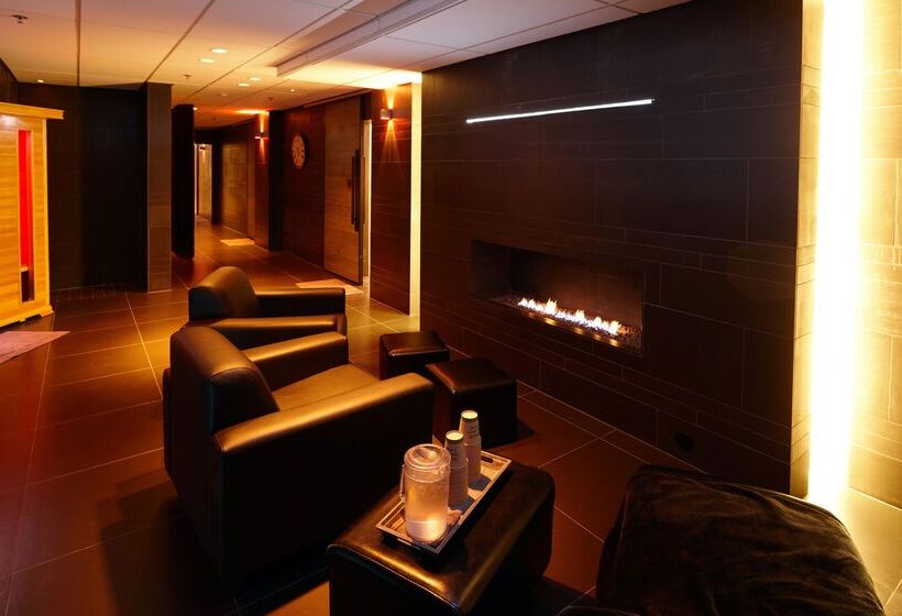 هتل Hótel Reykjavík Grand