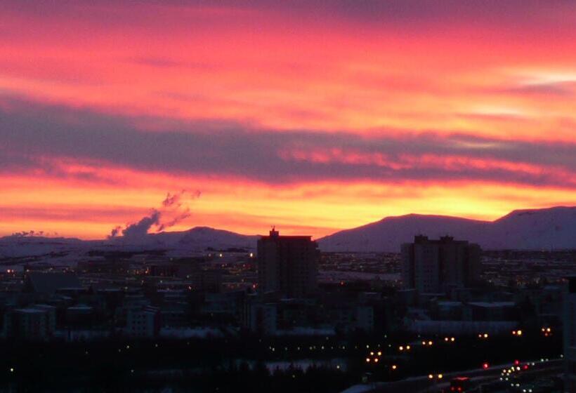 هتل Hótel Reykjavík Grand