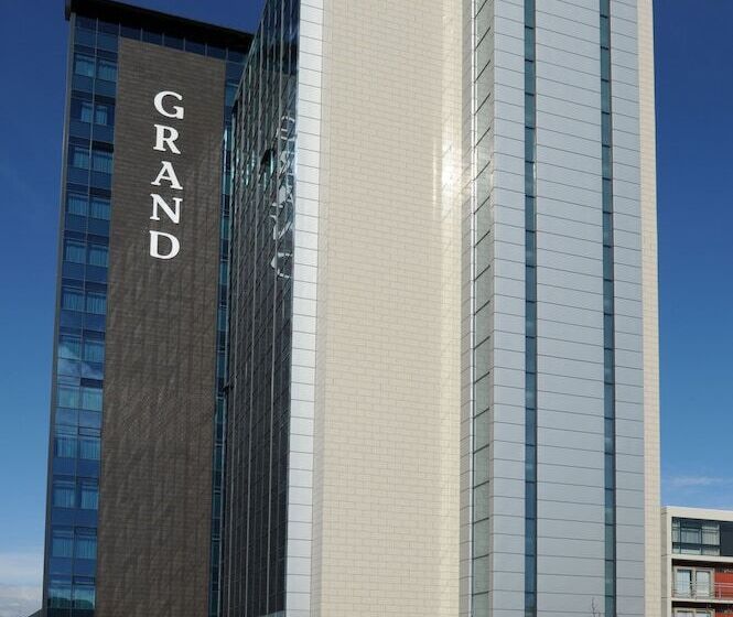 هتل Hótel Reykjavík Grand