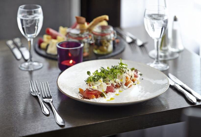 هتل Hótel Reykjavík Grand