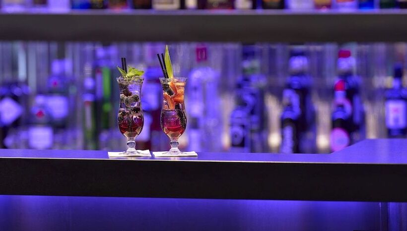 هتل Hótel Reykjavík Grand