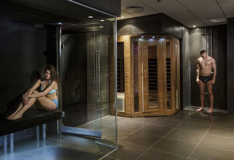 هتل Hótel Reykjavík Grand