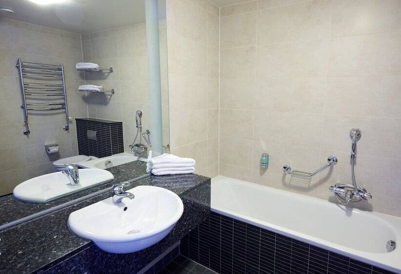 هتل Hótel Reykjavík Grand