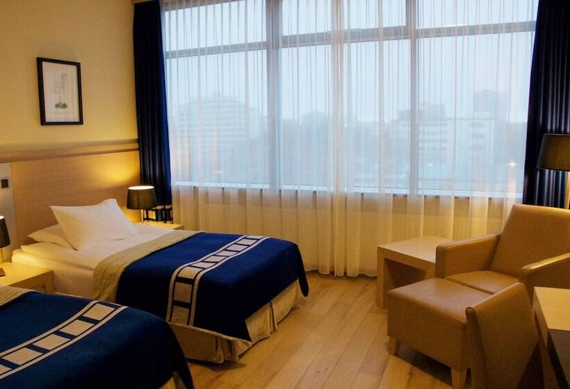 هتل Hótel Reykjavík Grand