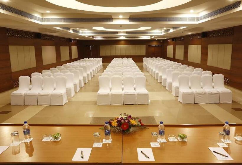 Отель Greenpark Visakhapatnam