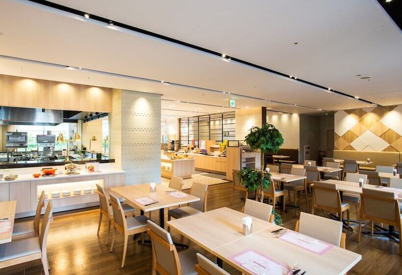 Отель Hanshin Osaka