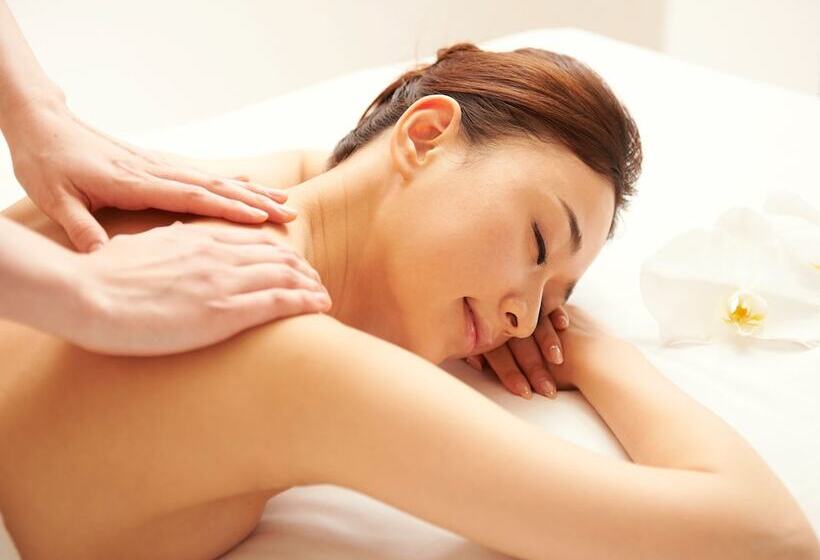 Отель Hanshin Osaka