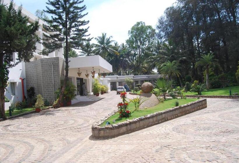 فندق The Ashhok Hassan