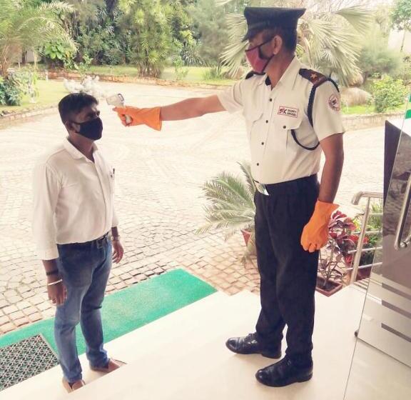 فندق The Ashhok Hassan