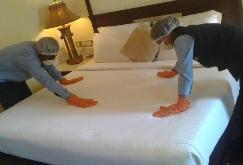 فندق The Ashhok Hassan