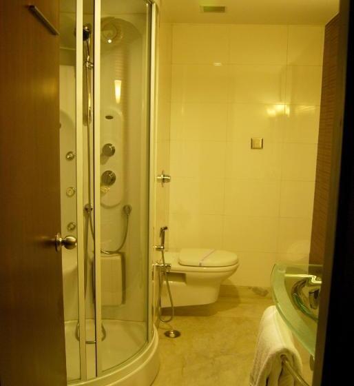 فندق The Ashhok Hassan