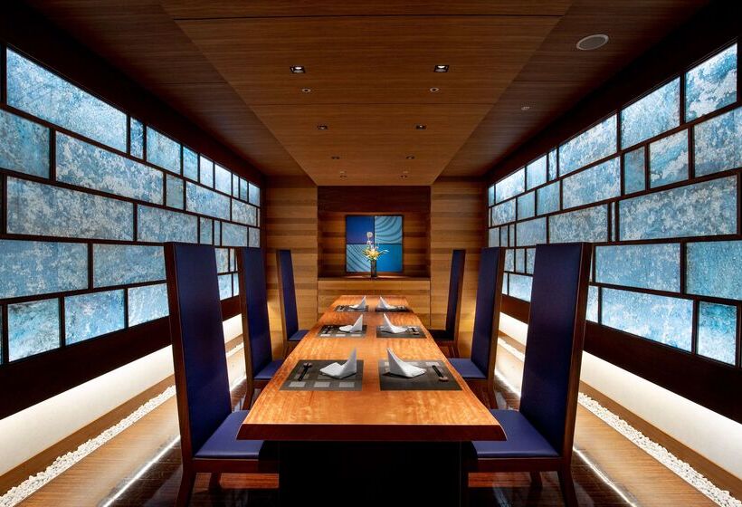 בית מלון כפרי Hilton Nagoya