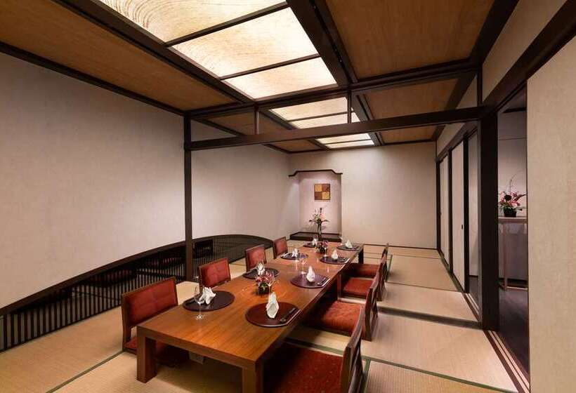 בית מלון כפרי Hilton Nagoya