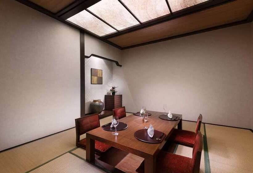 בית מלון כפרי Hilton Nagoya