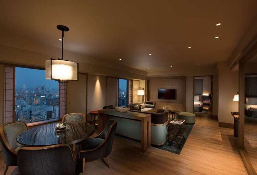 בית מלון כפרי Hilton Nagoya