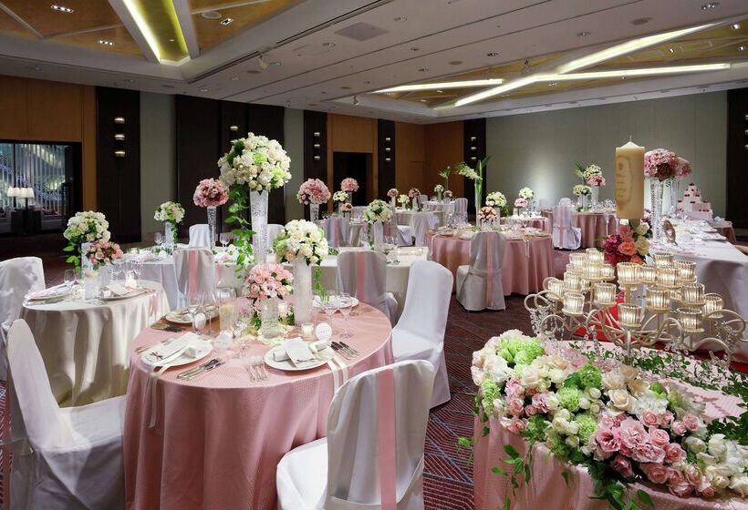 فندق Hilton Osaka