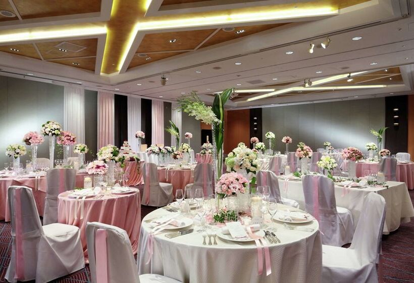 فندق Hilton Osaka