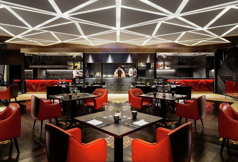 فندق Hilton Osaka