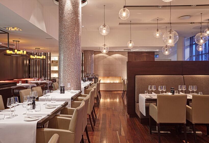 هتل Hilton Reykjavik Nordica