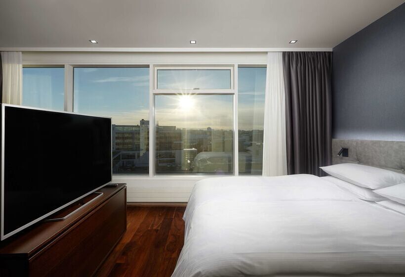 هتل Hilton Reykjavik Nordica