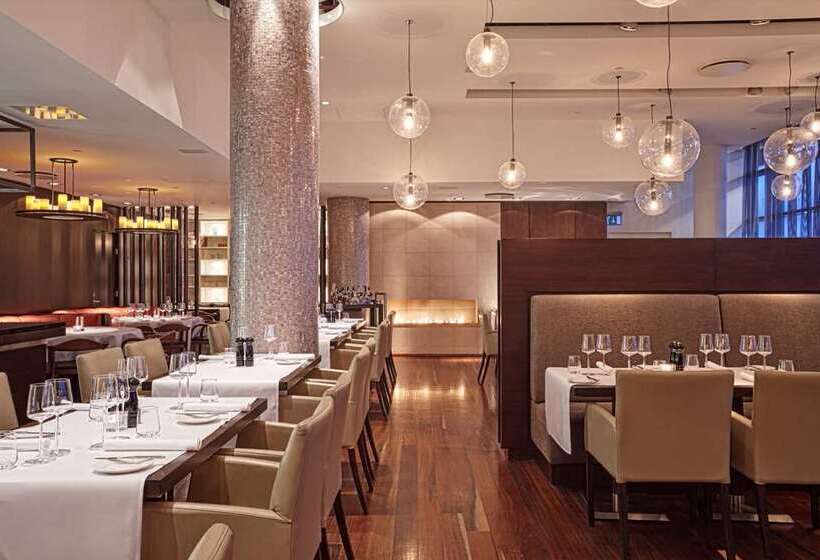 هتل Hilton Reykjavik Nordica