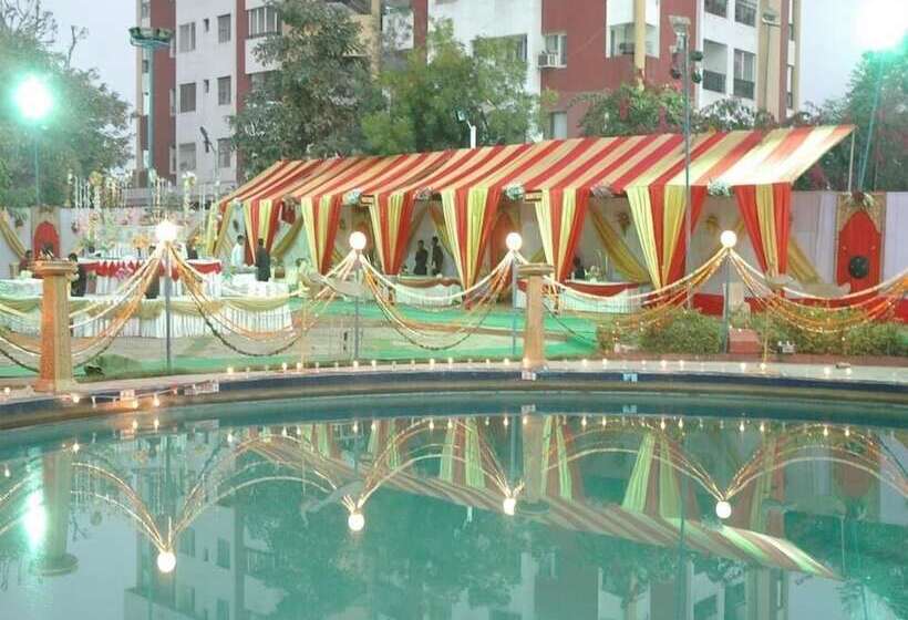 Отель Jaipur Ashok