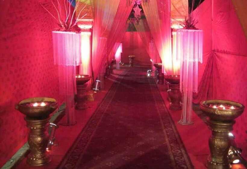 Отель Jaipur Ashok