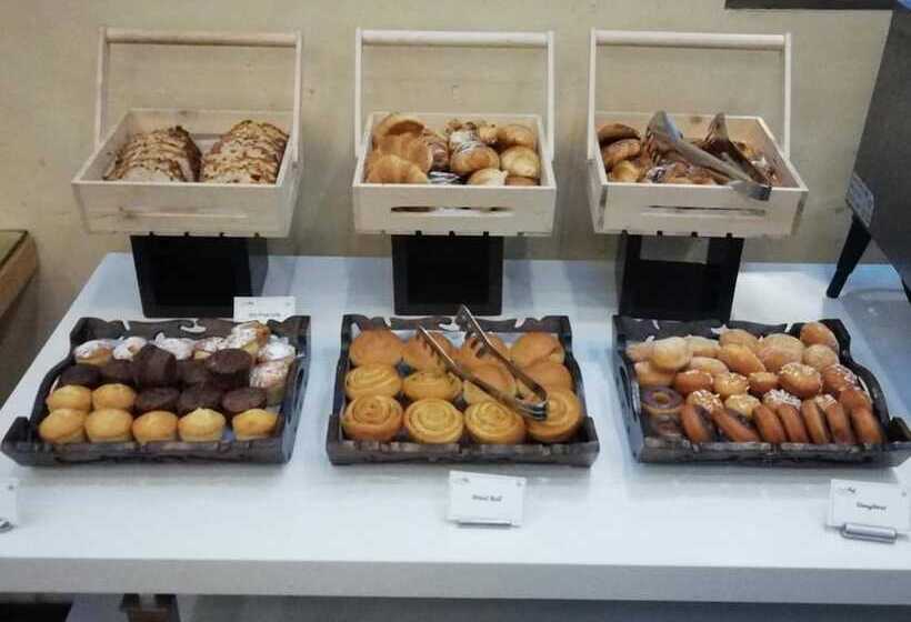 فندق Jaypee Vasant Continental