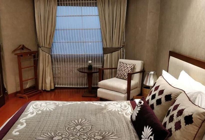 فندق Jaypee Vasant Continental