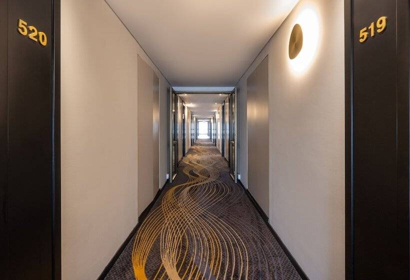 호텔 Kfar Maccabiah Business & Sport