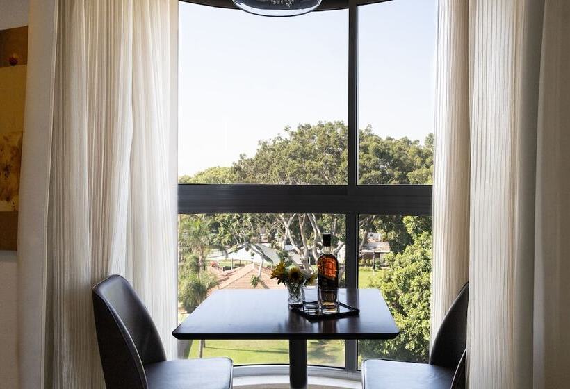 호텔 Kfar Maccabiah Business & Sport