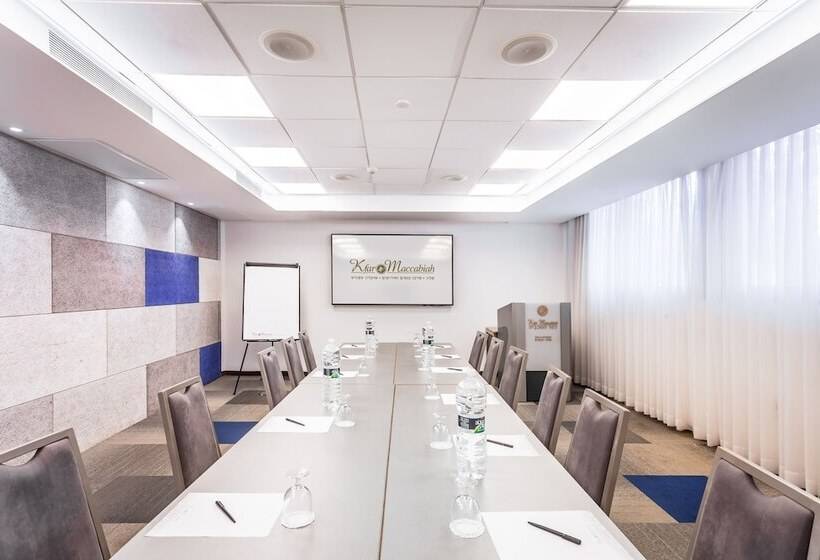 호텔 Kfar Maccabiah Business & Sport