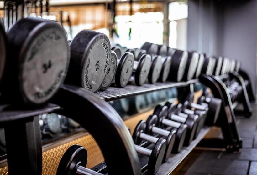 호텔 Kfar Maccabiah Business & Sport