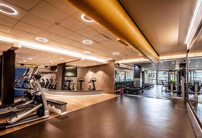 호텔 Kfar Maccabiah Business & Sport