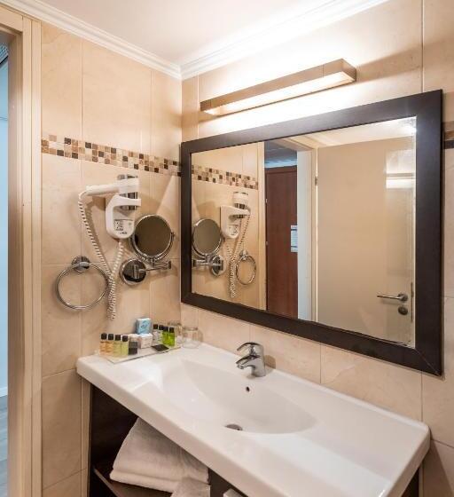 호텔 Kfar Maccabiah Business & Sport