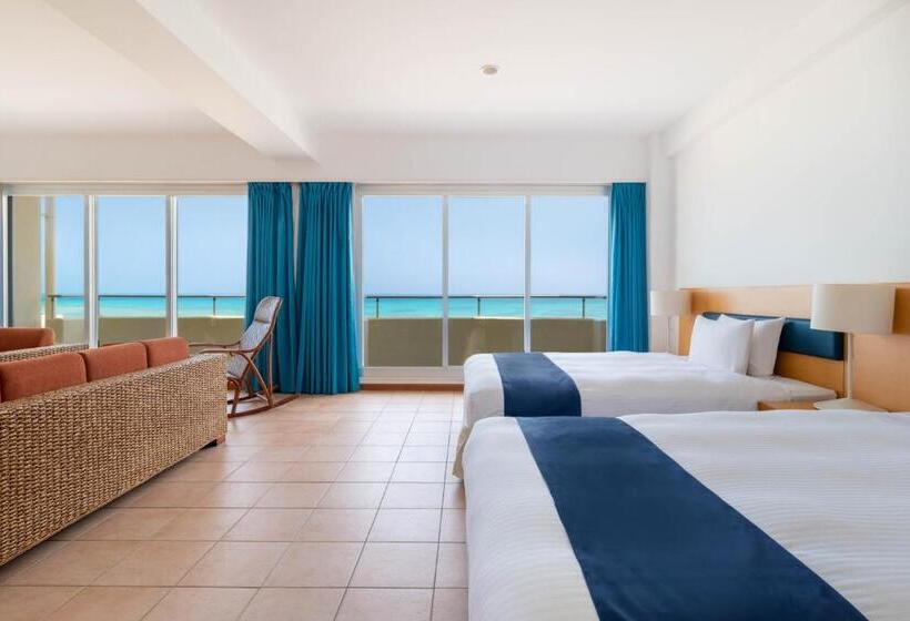 בית מלון כפרי En Resort Kumejima Eef Beach