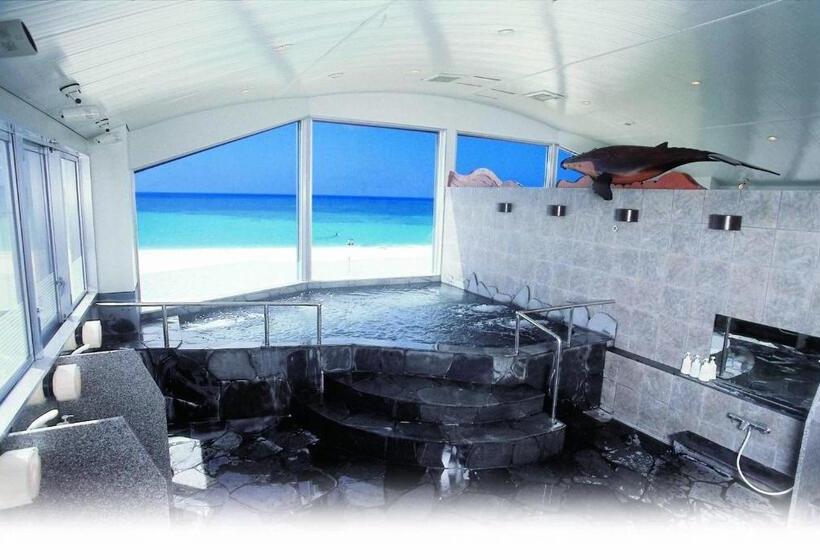 בית מלון כפרי En Resort Kumejima Eef Beach