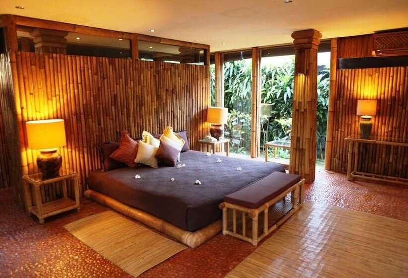 בית מלון כפרי La Taverna Suites