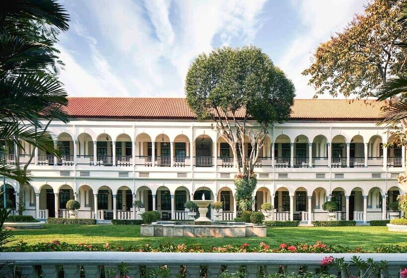 ホテル Majapahit Surabaya Mgallery