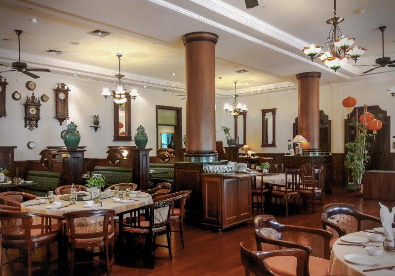 ホテル Majapahit Surabaya Mgallery