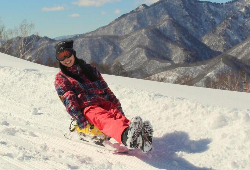 Minakami Kogen Hotel 200