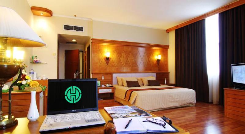 Отель Mutiara Merdeka